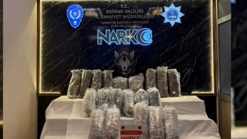 KAPIKULE’DE 26 KİLOGRAM SKUNK ELE GEÇİRİLDİ
